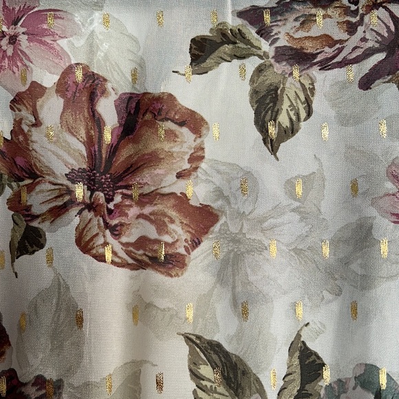 NEW Torrid Lexie - Ivory Floral Chiffon Hi-Lo Babydoll Top - Picture 5 of 7